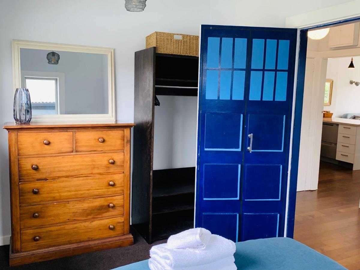 Uptown City Haven - Christchurch Townhouse Bagian luar foto